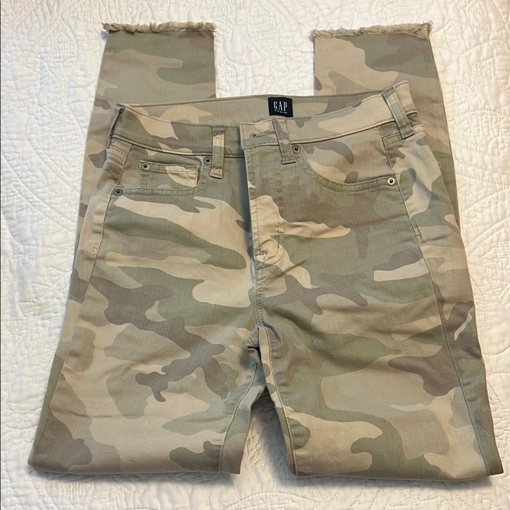 GAP Camo Skinny Jeans